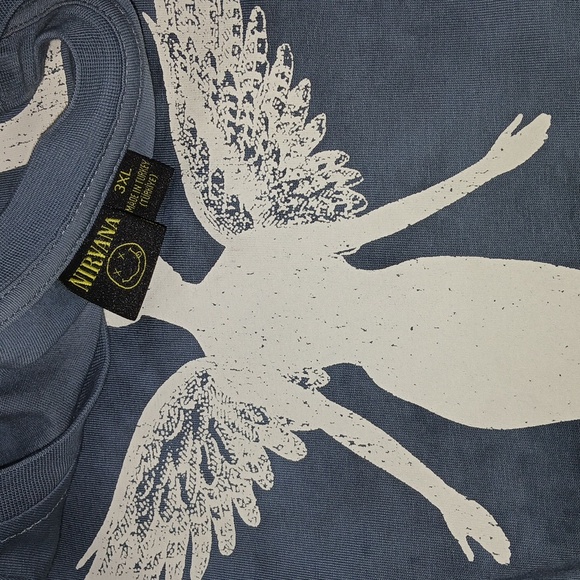 Nirvana Kurt Cobain In Utero live 93 Light Blue t-shirt Size Large 3XL - Picture 4 of 4